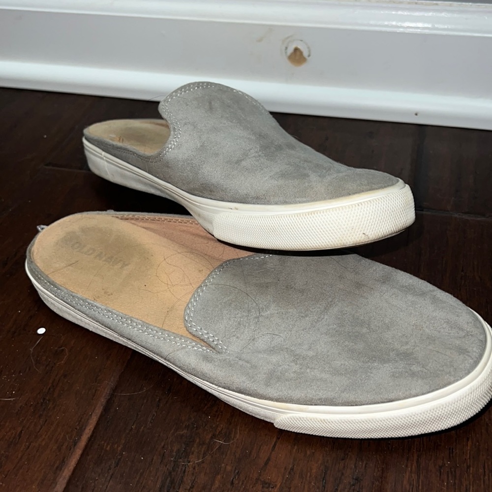 Loafer shoes